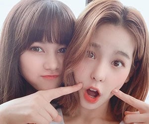 NiziU（ニジュー）最年長マコと最年少ニナ