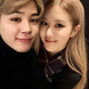 btsのvとblackpinkのロゼ