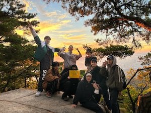 8TURNのメンバー