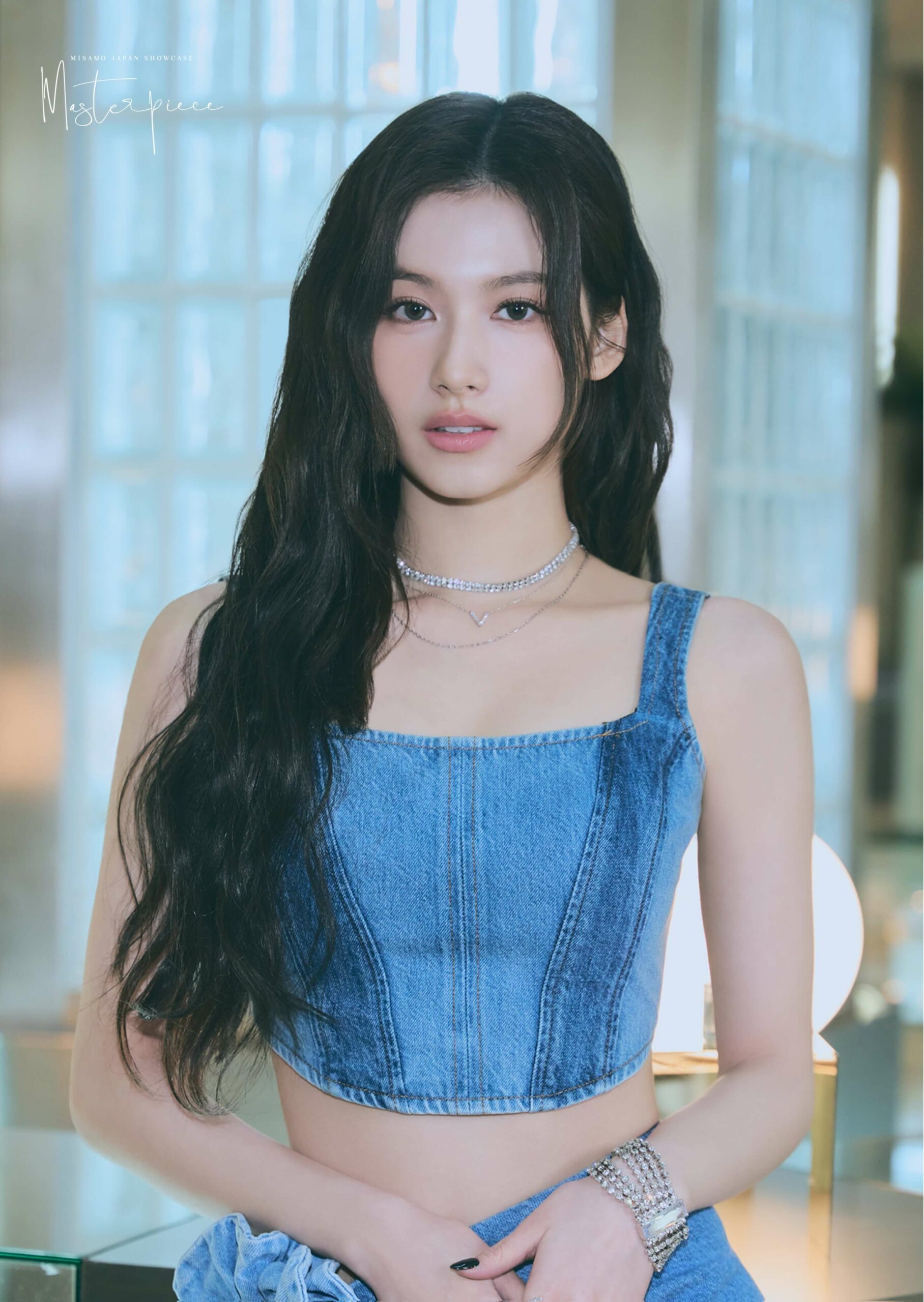 TWICEのメンバーのサナ